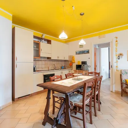 Apartament La Terrazza Sul Tavernola Bergamasca