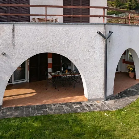 Apartment La Terrazza Sul Tavernola Bergamasca