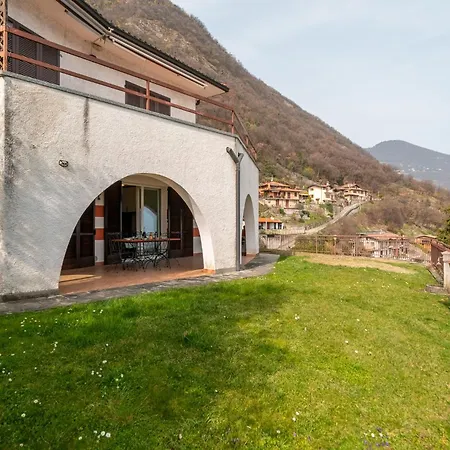 La Terrazza Sul * Tavernola Bergamasca